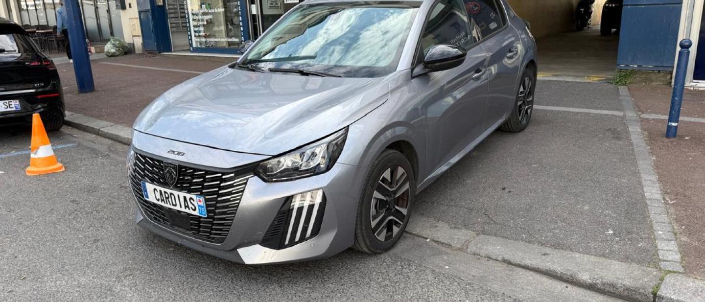 PEUGEOT 208 -3ANS 